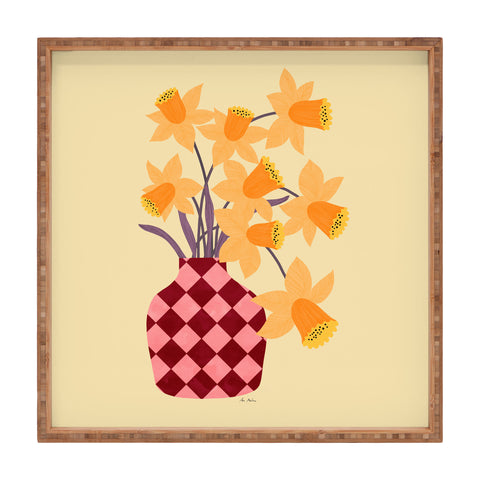 El buen limon Daffodils and vase Square Tray
