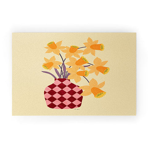 El buen limon Daffodils and vase Welcome Mat