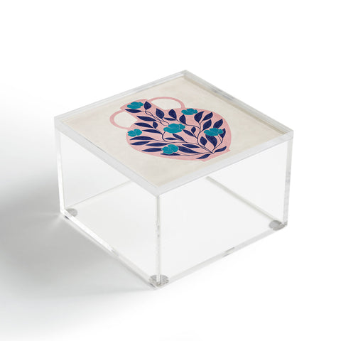 El buen limon Vase with blue roses Acrylic Box
