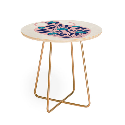 El buen limon Vase with blue roses Round Side Table