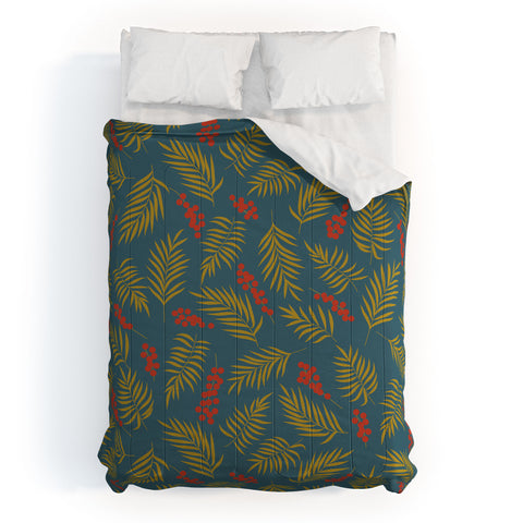 Emanuela Carratoni Festive Mistletoe Comforter