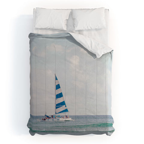 Eye Poetry Photography Happy Sailing Ocean Comforter