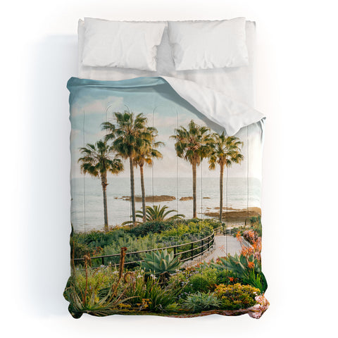 Gal Design Beachside Bloom Comforter