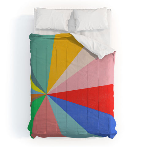 Garima Dhawan connected 1 Comforter