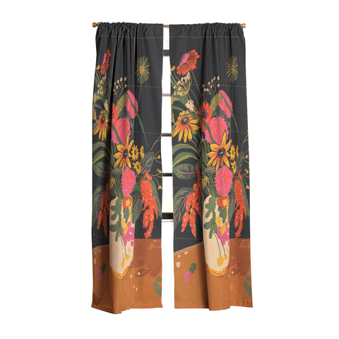 Gigi Rosado Autumnal bouquet Blackout Non Repeat