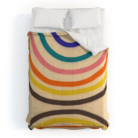 Gigi Rosado Chasing rainbows Comforter