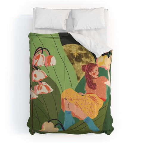Gigi Rosado Lily of the Valley I Comforter