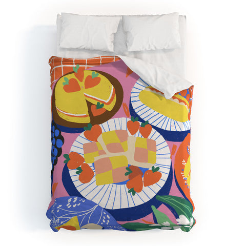 Gigi Rosado Victoria sponge still life Duvet Cover