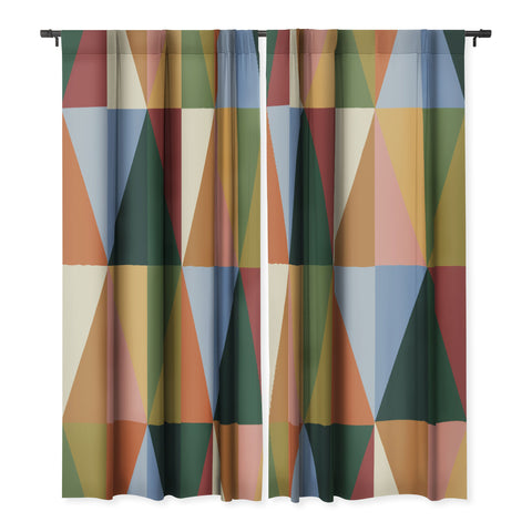 Gigi Rosado Warm triangles Blackout Non Repeat