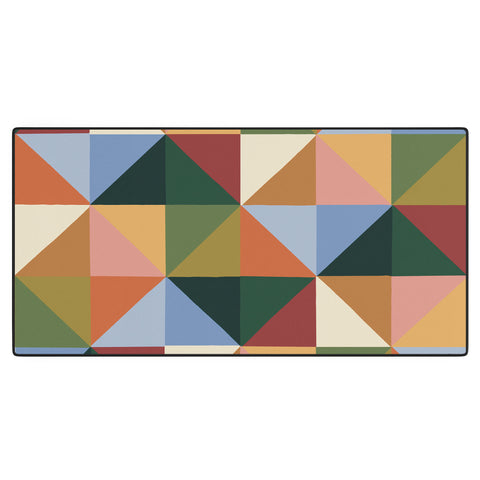 Gigi Rosado Warm triangles Desk Mat