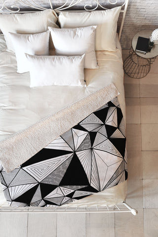 Gneural Optical Hypnosis Illusion Black Fleece Throw Blanket