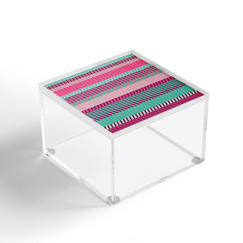 Gneural Zig Zag Beach Couch Horizontal Acrylic Box