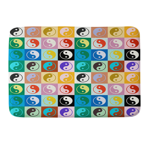gnomeapple Checkered Yin Yang Pattern Memory Foam Bath Mat