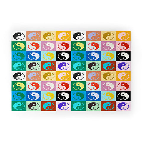 gnomeapple Checkered Yin Yang Pattern Welcome Mat