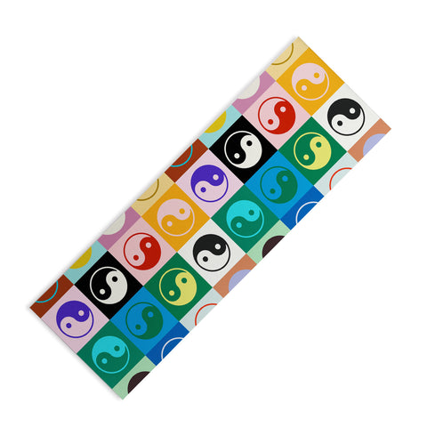 gnomeapple Checkered Yin Yang Pattern Yoga Mat