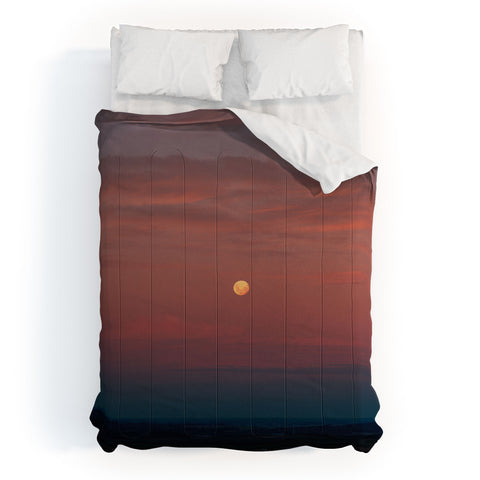 Hannah Kemp A Full Moon Comforter