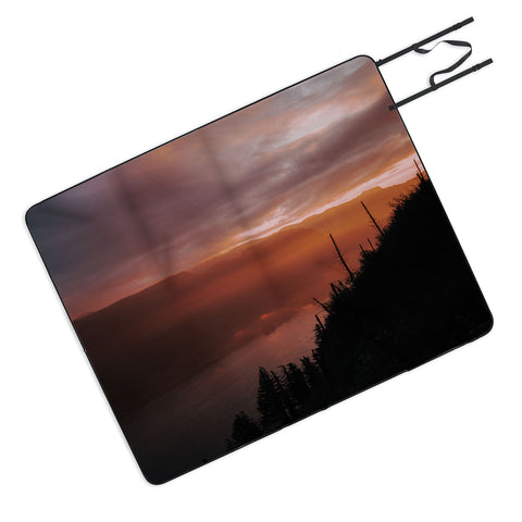 Hannah Kemp An Early Morning Picnic Blanket