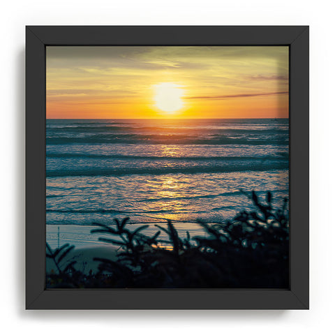 Hannah Kemp Coastal Summer Recessed Framing Square