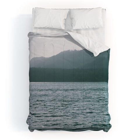 Hannah Kemp Summer Lake Days Comforter