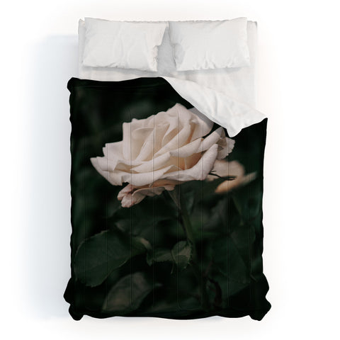 Hannah Kemp White Rose Comforter