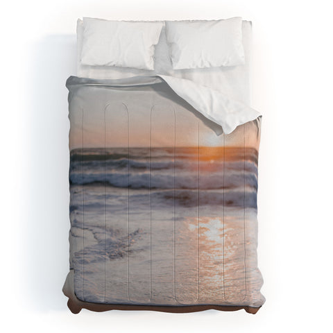 Hello Twiggs End of Day Comforter