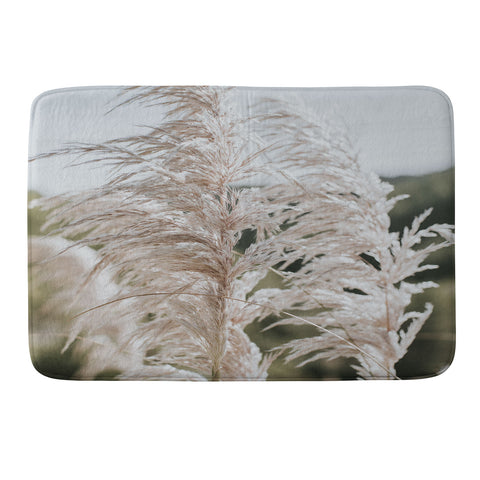 Hello Twiggs White Breeze II Memory Foam Bath Mat