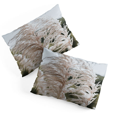 Hello Twiggs White Breeze II Pillow Shams