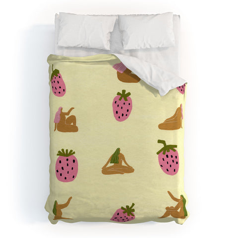 Helo Birdie Its a fraise Im going through Duvet Cover