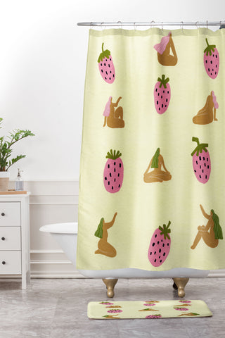 Helo Birdie Its a fraise Im going through Shower Curtain And Mat