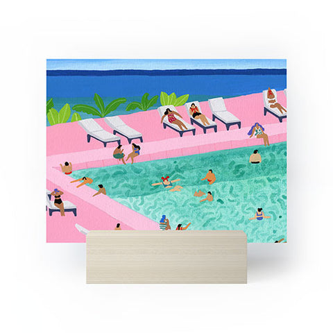 Helo Birdie Seaview Mini Art Print