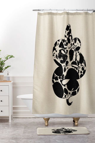 High Tied Creative Black and White Snake Shower Curtain And Mat