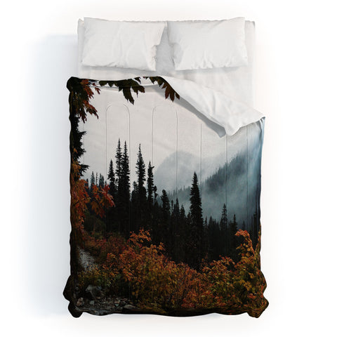 Kevin Russ Fall Framed Trail Comforter