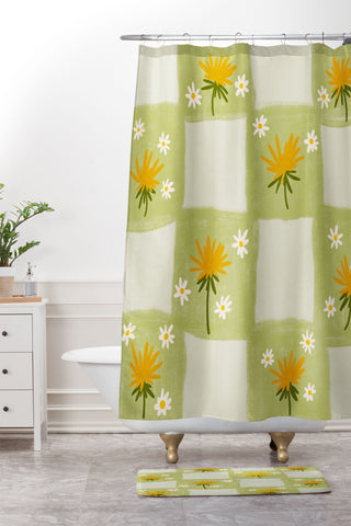 Lane and Lucia Dandelion Checkerboard Shower Curtain And Mat