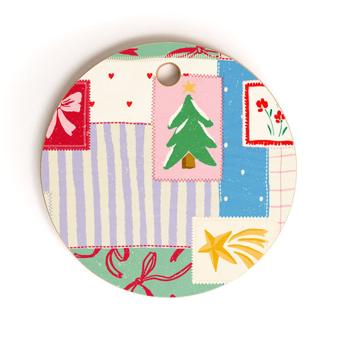 LouBruzzoni Christmas retro patch Cutting Board Round