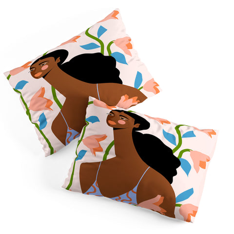 Maritza Lisa Abstract Dress I Pillow Shams