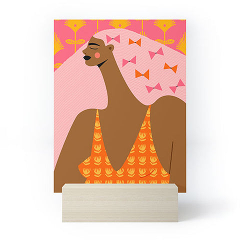 Maritza Lisa Bow Stacking Queen Mini Art Print