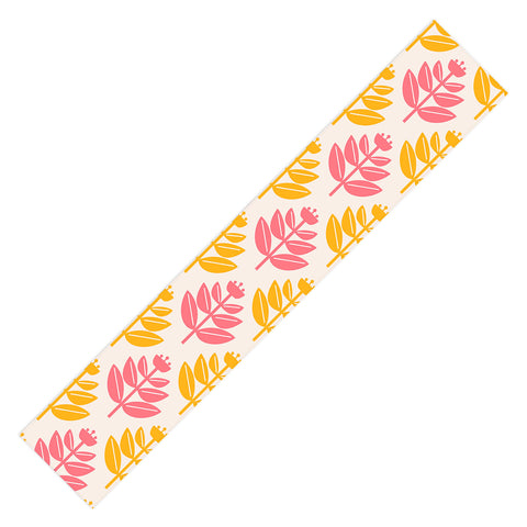 Maritza Lisa Buttercup Buds Table Runner