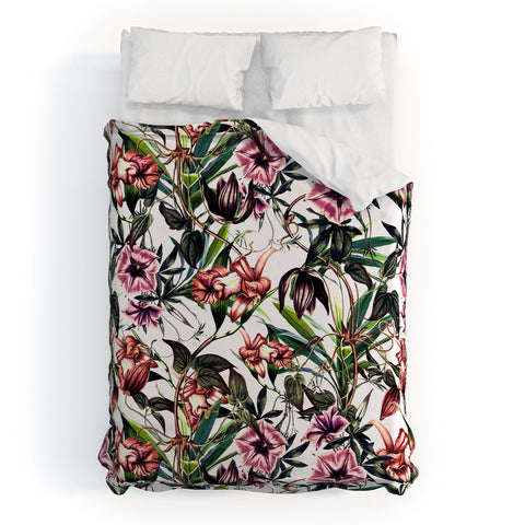 Marta Barragan Camarasa Blooms garden vintage Duvet Cover