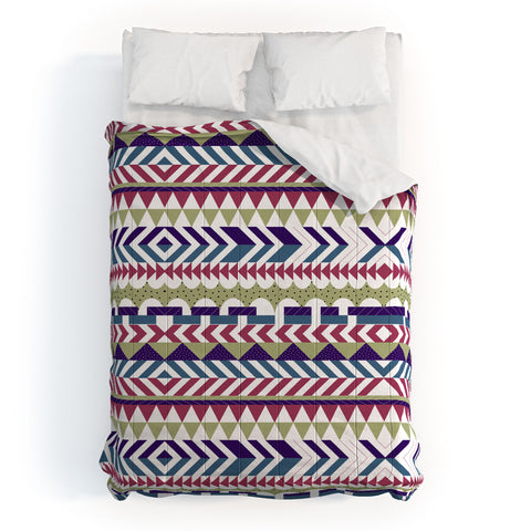 Marta Barragan Camarasa Boho tribal PTT Comforter