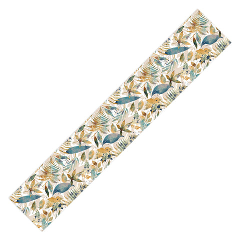Marta Barragan Camarasa Botanical dream hues Table Runner