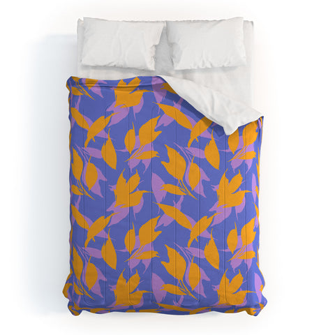 Marta Barragan Camarasa Botanical leaves simple LAV Comforter