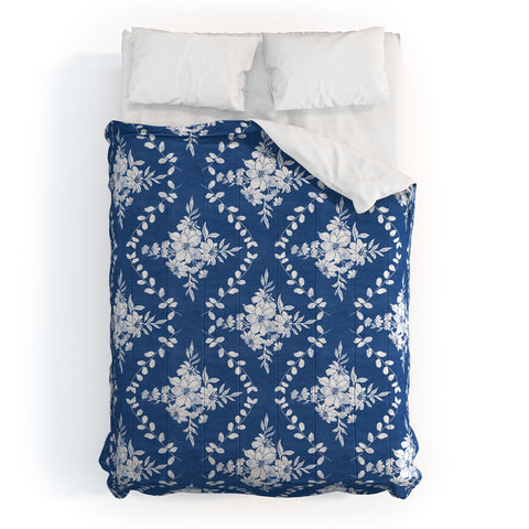Marta Barragan Camarasa Chic Garden Whisper Comforter