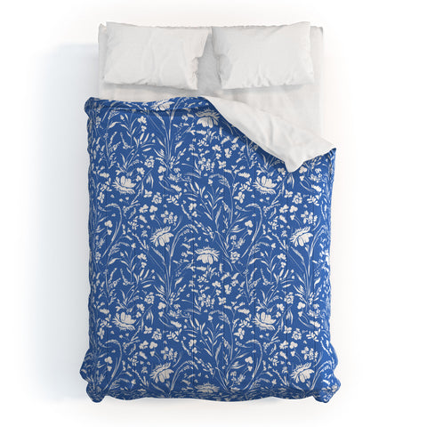 Marta Barragan Camarasa Floral perennial pleasure W Comforter