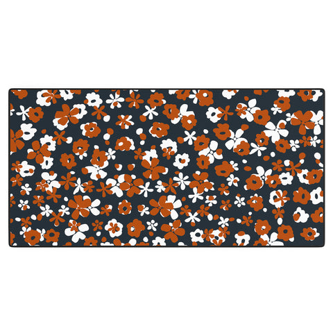 Marta Barragan Camarasa Flowers and flowers 23 Desk Mat