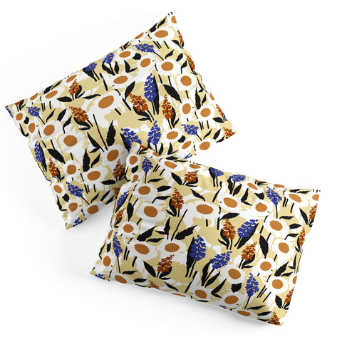 Marta Barragan Camarasa Simple blooming meadow 23C Pillow Shams