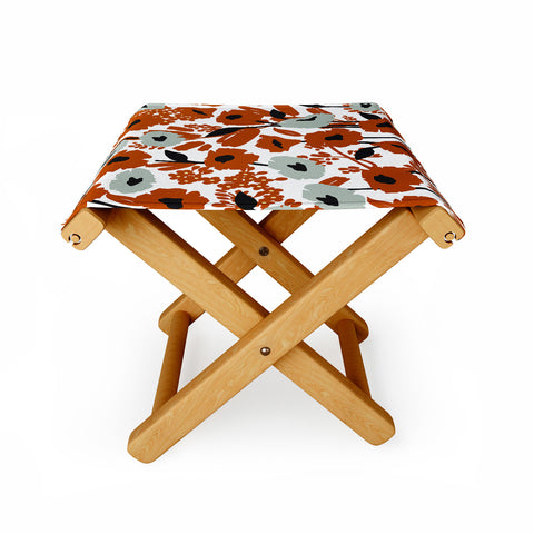 Marta Barragan Camarasa Simple blooming meadow A 23 Folding Stool