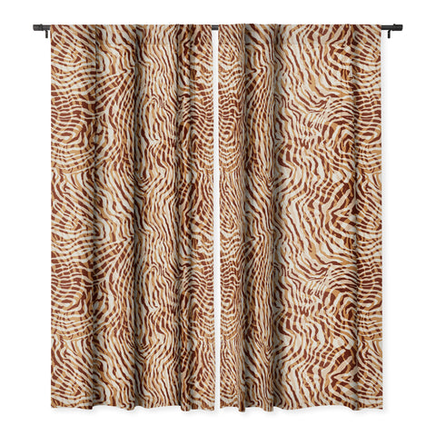 Marta Barragan Camarasa Waves modern wild AP Blackout Non Repeat