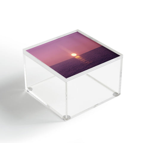 Matias Alonso Revelli tension Acrylic Box