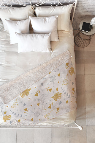 Menina Lisboa Folk Nordic Bird Fleece Throw Blanket