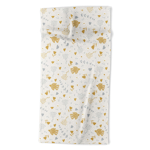 Menina Lisboa Folk Nordic Bird Beach Towel